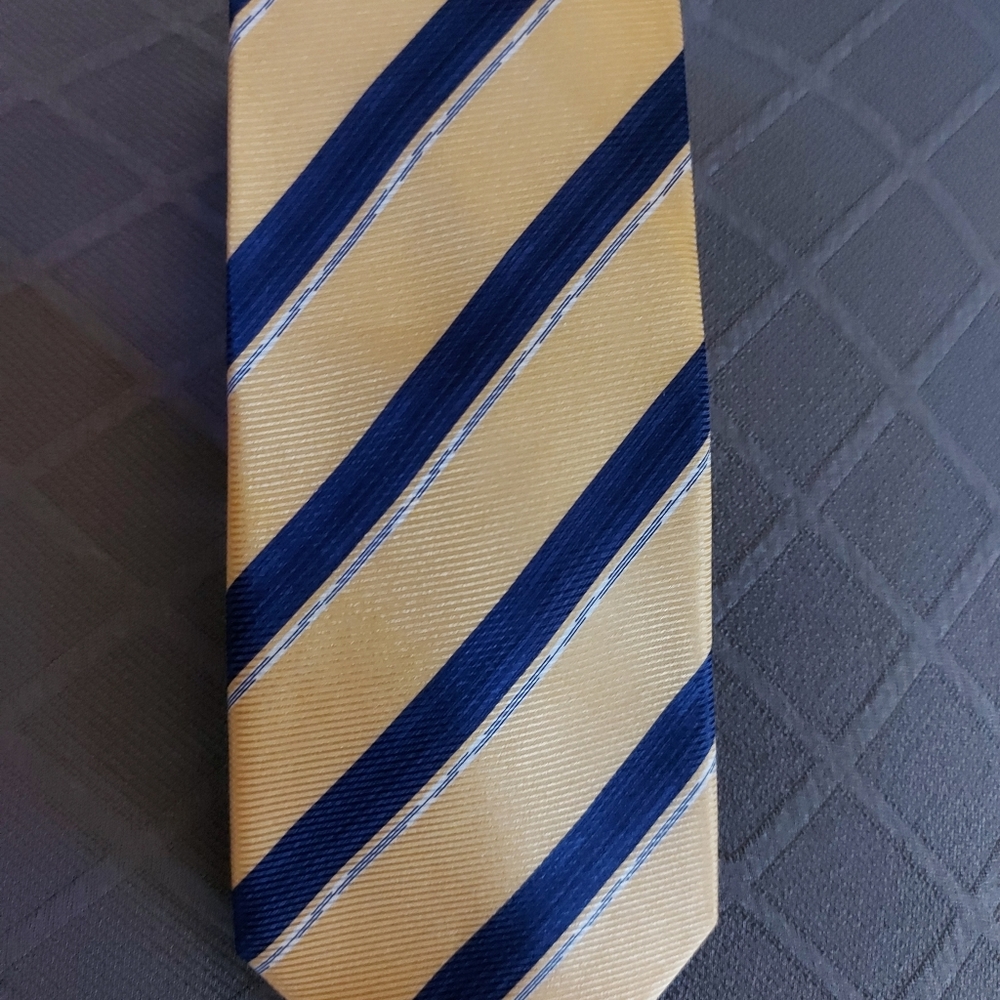 Axe Mod Tie